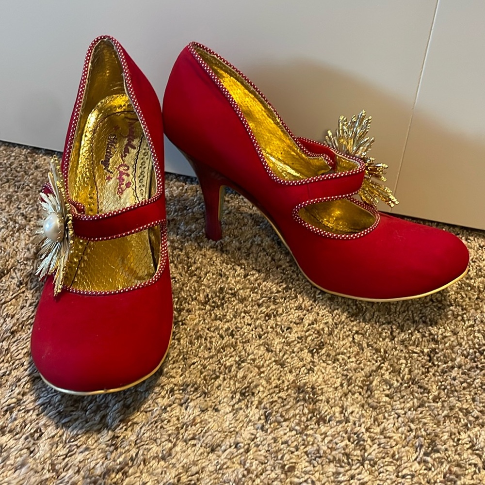 Irregular Choice Red Jeweled Mary Jane Heel Sz 9.5